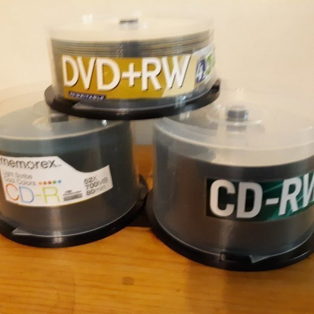 125  Blank CD & DVD Discs